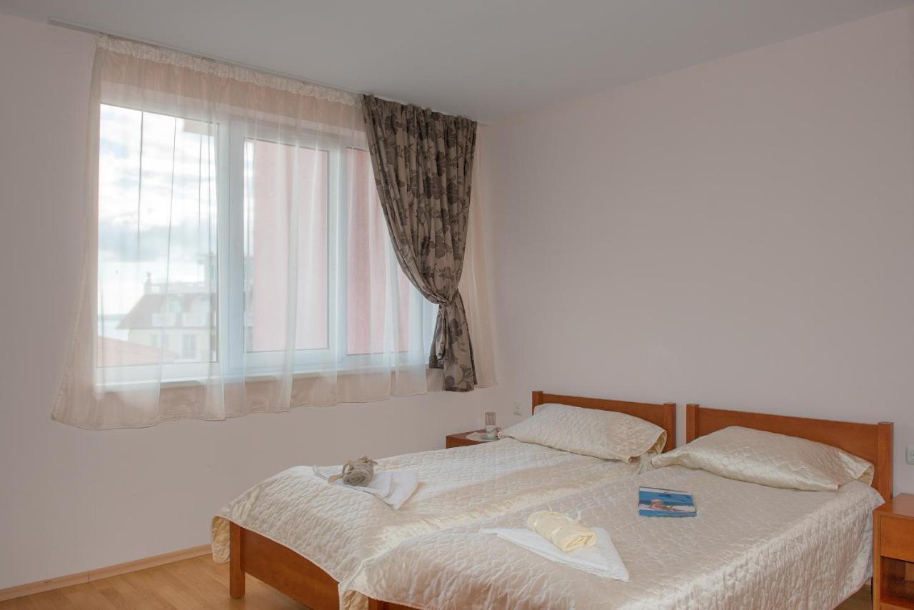 Privilege Beach Apartments Sveti Vlas Eksteriør bilde