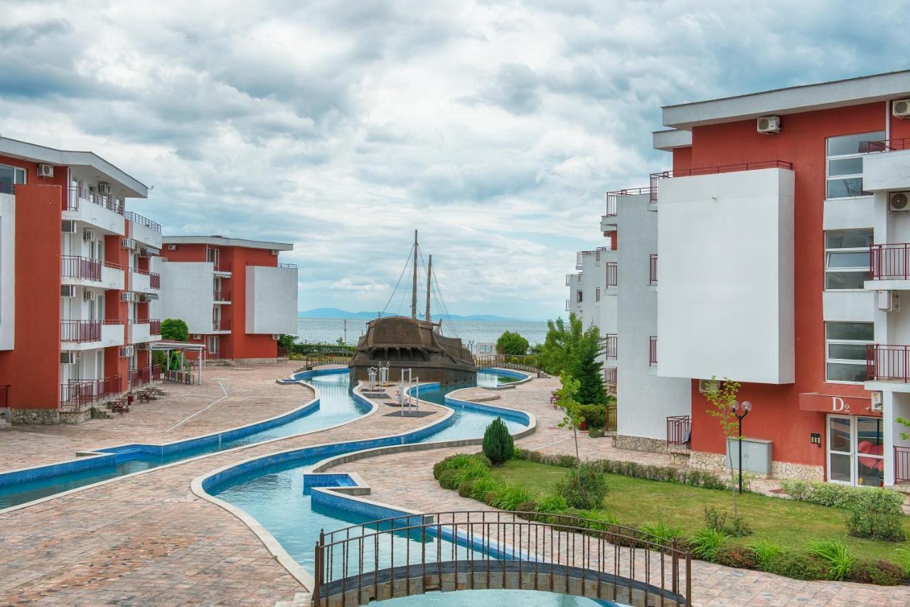 Privilege Beach Apartments Sveti Vlas Eksteriør bilde