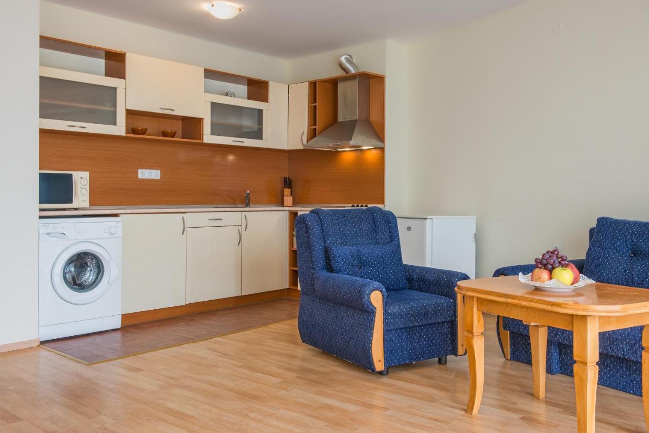 Privilege Beach Apartments Sveti Vlas Eksteriør bilde