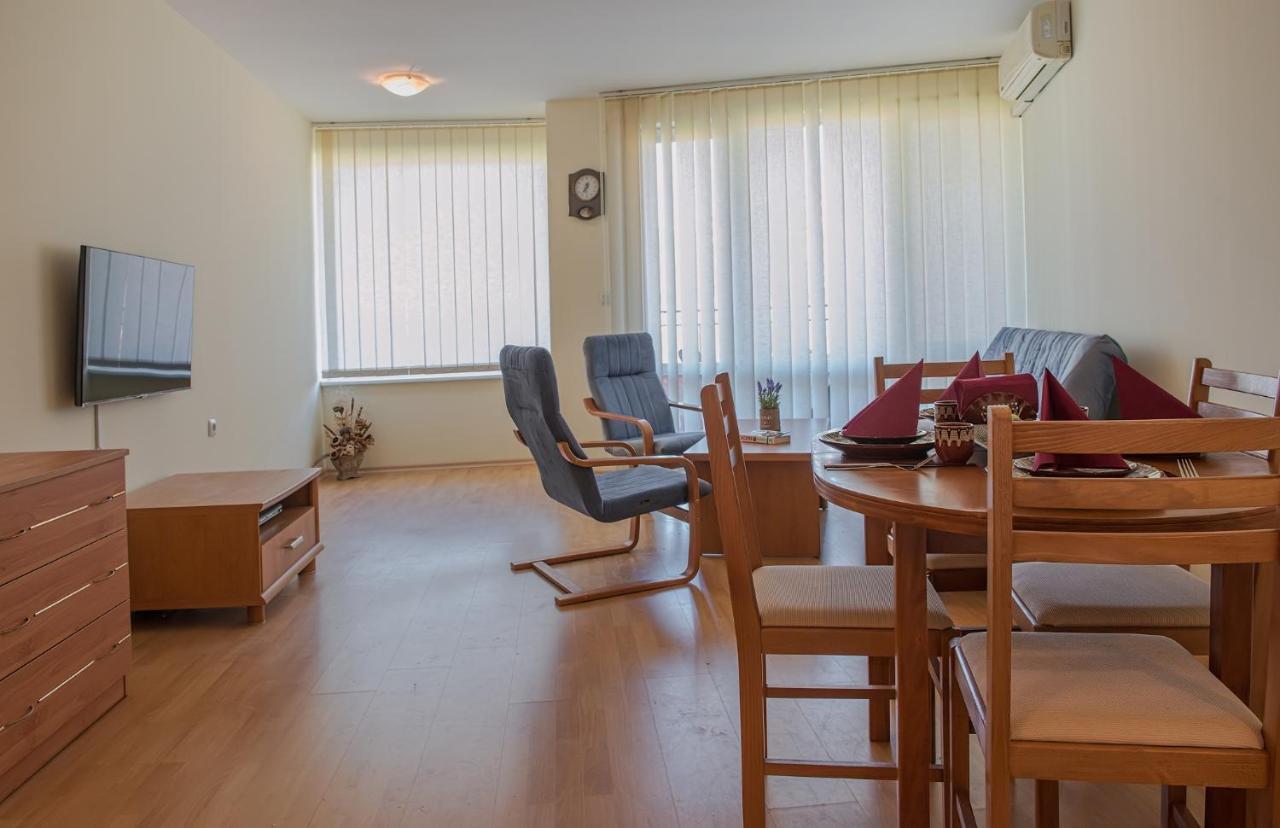 Privilege Beach Apartments Sveti Vlas Eksteriør bilde