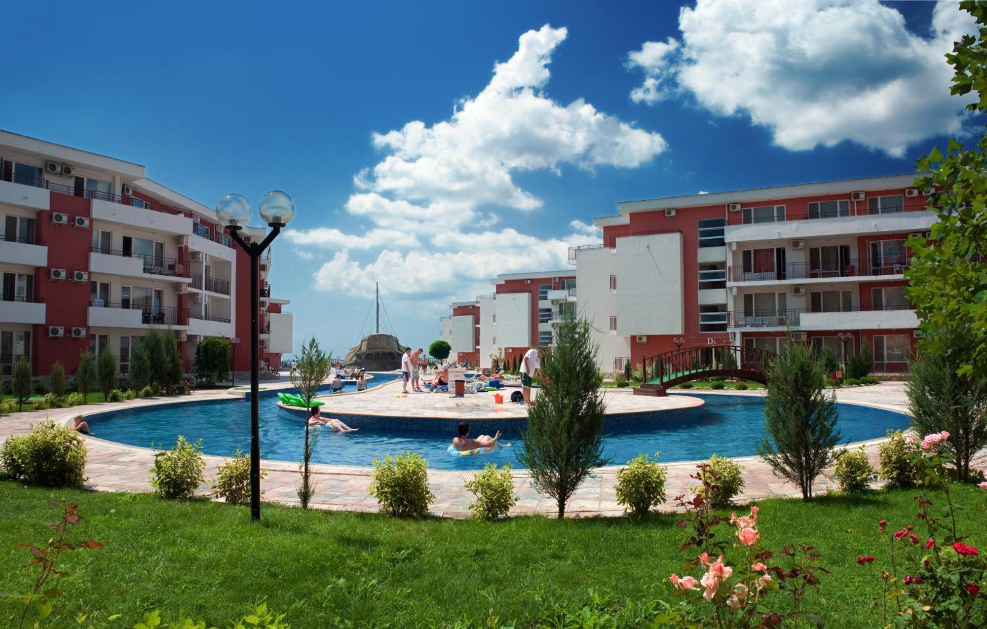 Privilege Beach Apartments Sveti Vlas Eksteriør bilde